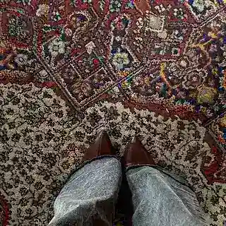 اَلْقَمَـرُ .