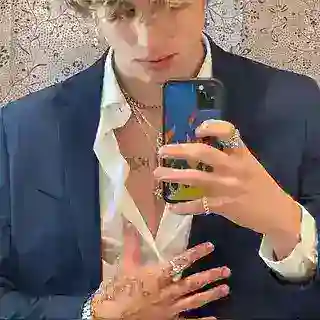 𝐀ltair's 𝐀sisst