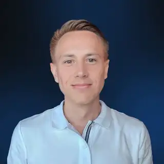 Макс Батраев
