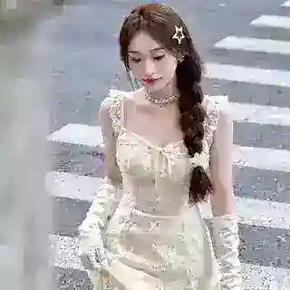 小T