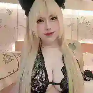 惠阳-泰国ins网红 柠檬 3通 3p SM（巨乳 微坦）开课🀄️