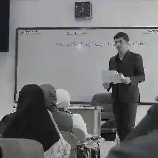 MR:-Hussein Alaa
