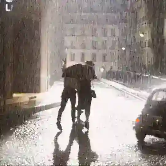 هُنا شُعلة