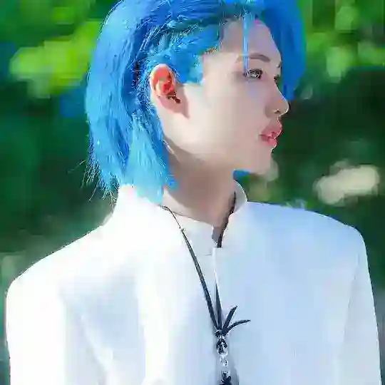ꨄ𝙈𝙮 𝙡𝙞𝙩𝙩𝙡𝙚 𝙬𝙤𝙧𝙡𝙙 𝙗𝙤𝙩 🍓✨