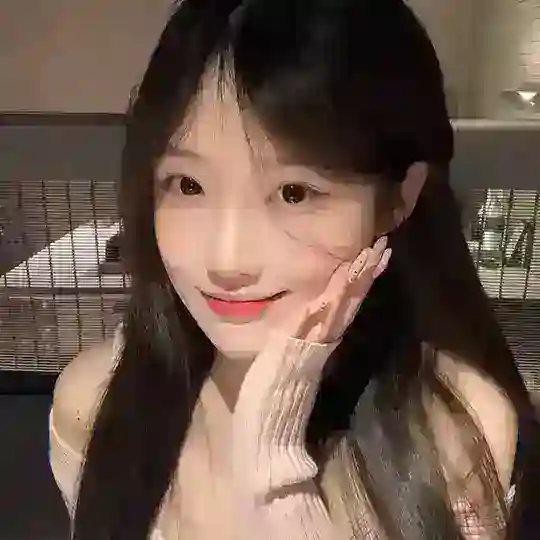 露小露