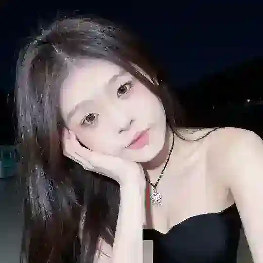 小茹的跟班