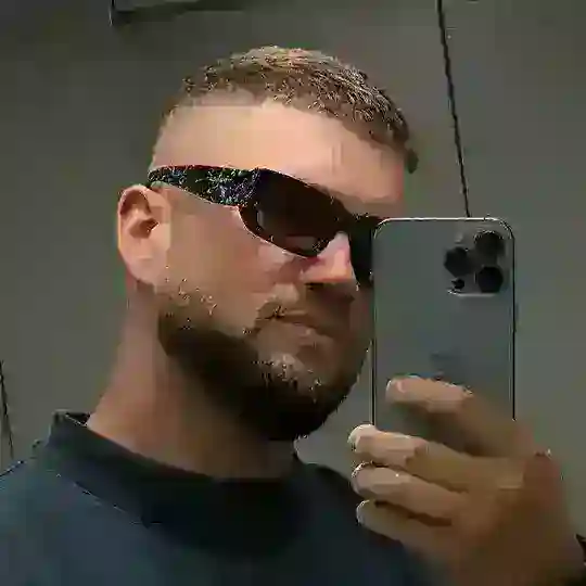 Приятный Ильдар Telegram Channel Avatar