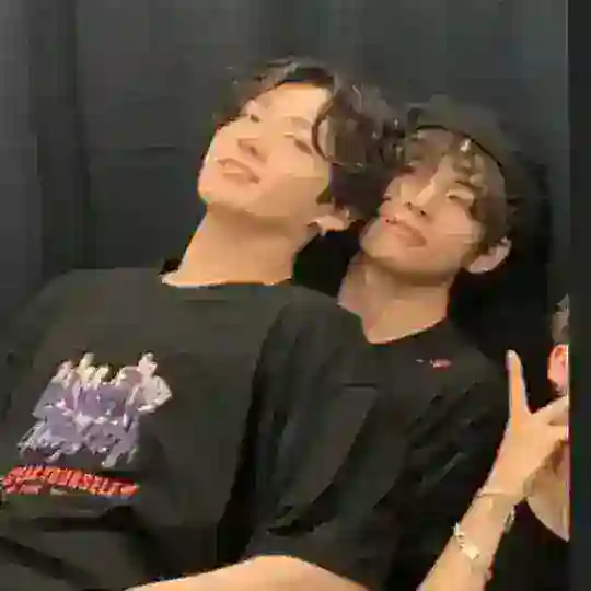 Taekook world 💜 Telegram Channel Avatar