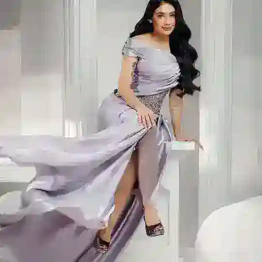 Hdမြန်မာ ချောင်းရိုက်အကြည် မြန်မာသီးသန့်Hd အေကေများ Telegram Channel Avatar