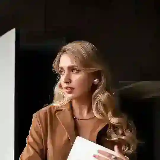 История вокруг нас | Эля Смит | История ЕГЭ СМИТАП Telegram Channel Avatar