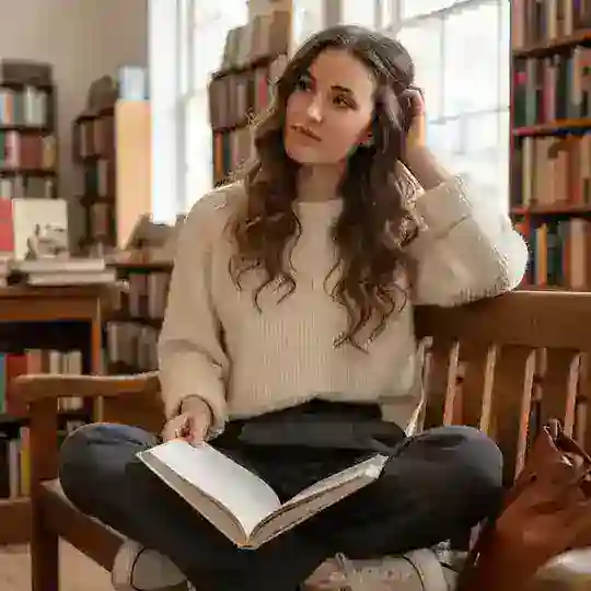 Книжные истории 📚 Telegram Channel Avatar