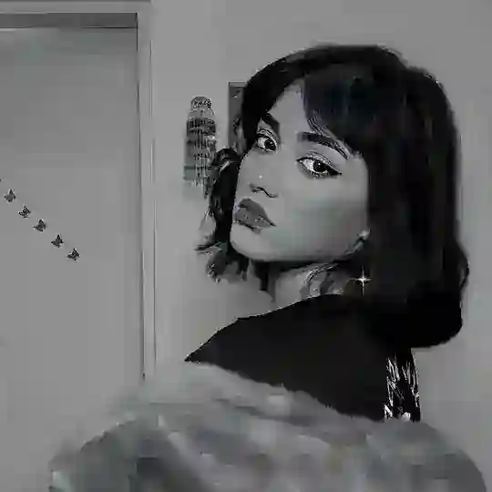 استوريات اكروبات صور بنات حب Telegram Channel Avatar