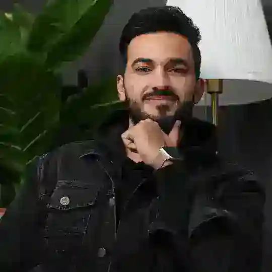 الكيمياء مع أ.أنس فهمي "شهادة" Telegram Channel Avatar