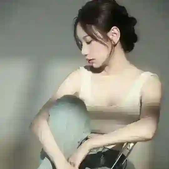 Lily🌸粉丝频道 Telegram Channel Avatar