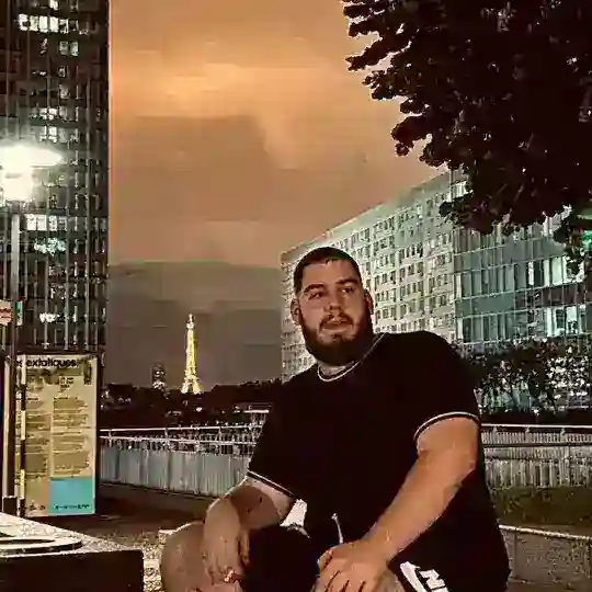 YUNIY POBEG Telegram Channel Avatar
