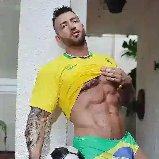 Máximo PRÉVIAS 3 🔞 Telegram Channel Avatar