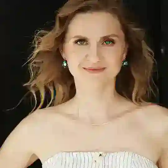 Марина Демидова Telegram Channel Avatar