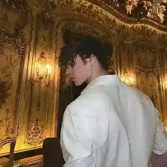 بيع وإيجار هدايا وخدمات 🤵♂ Telegram Channel Avatar