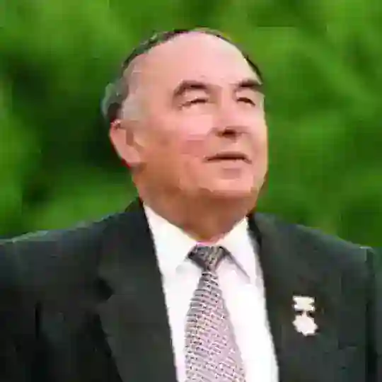 Erkin Vohidov ijodi Telegram Channel Avatar