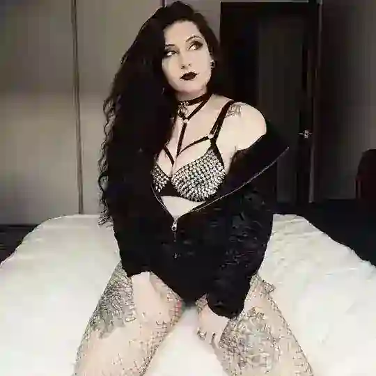 Goticas culonas LGBC🖤 Telegram Channel Avatar