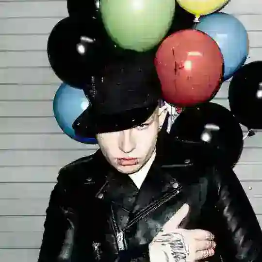huzzy b world Telegram Channel Avatar