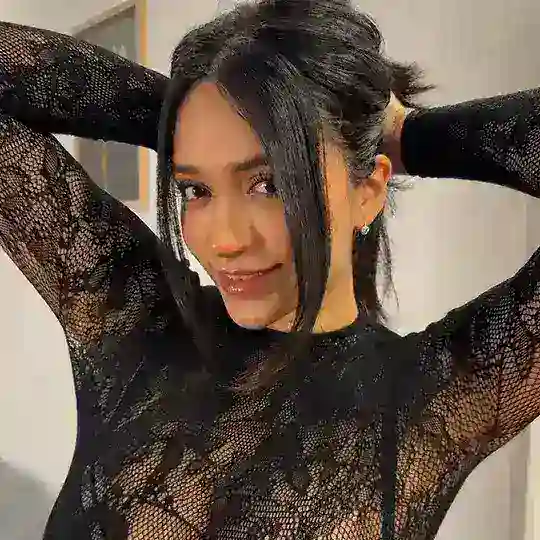 lauravipx lauramodel.tv Telegram Channel Avatar