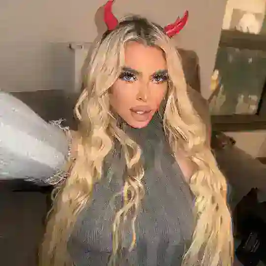 Melanie💕 Telegram Channel Avatar