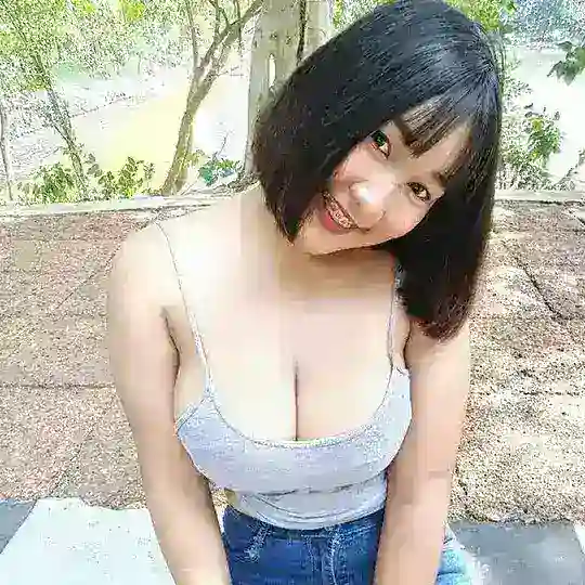 မြန်မာ ပူစီလေးများ Solo Telegram Channel Avatar