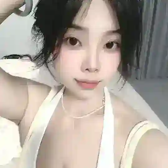 拱北鑫玥的朋友圈 Telegram Channel Avatar