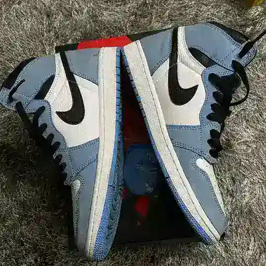 Schuhe 1:1 Qualität Telegram Channel Avatar