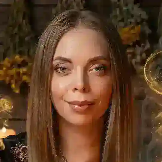 Звичайне життя мами - відьмочки 🧙| Марія Сова 🦉 Telegram Channel Avatar