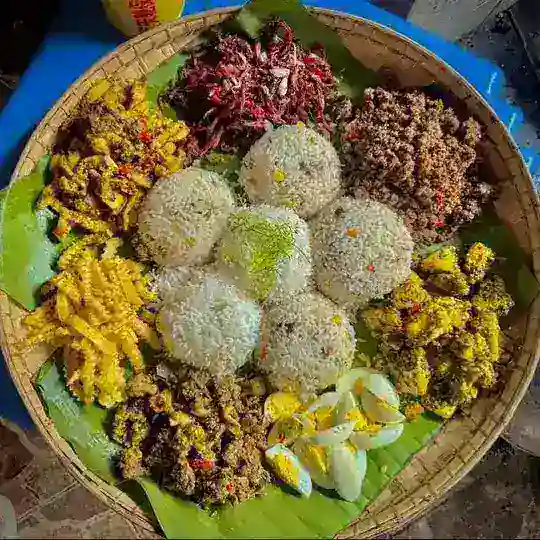 杨美丽小吃店 (Yanmasar)မိုးကုတ် တိုင်းရင်းသူလေး Telegram Channel Avatar