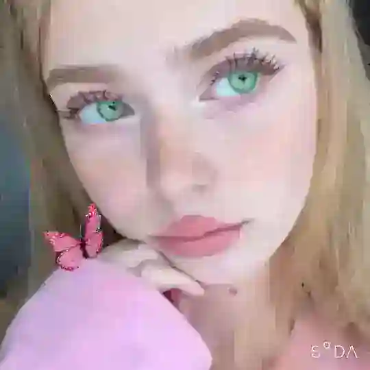 𝅄 ׂ Diva Zainab ✧ ۪ Telegram Channel Avatar