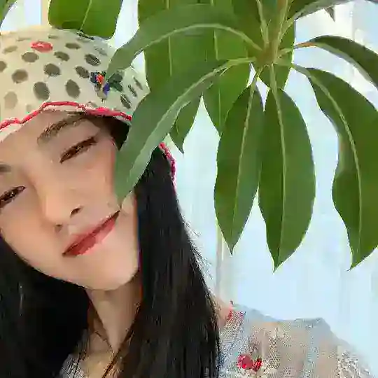 Ju Jingyi. Telegram Channel Avatar