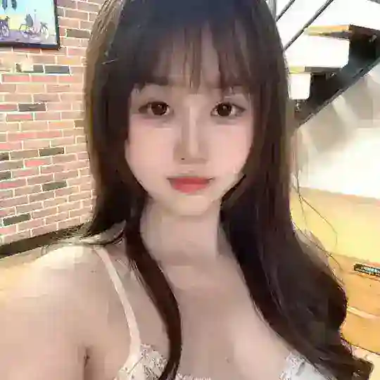 依琳的小窝💐 Telegram Channel Avatar