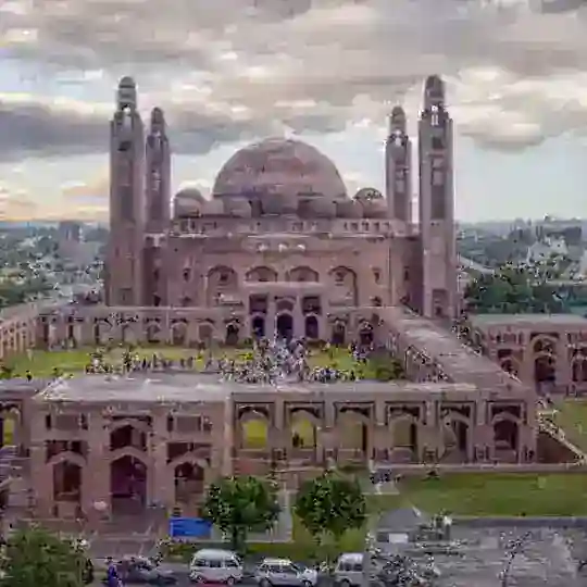 Bahria Town Community