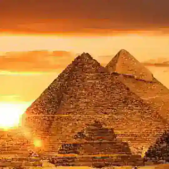 Crypto pyramids