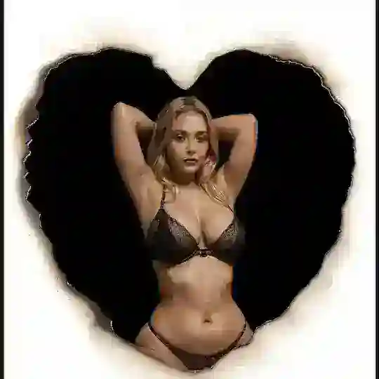 Elizabeth Olsen (Official Group By PaulPoland)