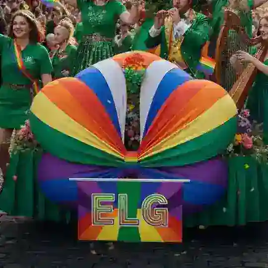 🏳️‍🌈 Esprit Libre Gay Pour Tous🏳️‍🌈 (SFW)