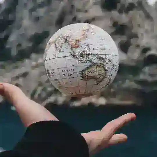 🆆🅾🆁🅻🅳 🆃🆁🅸🅿
