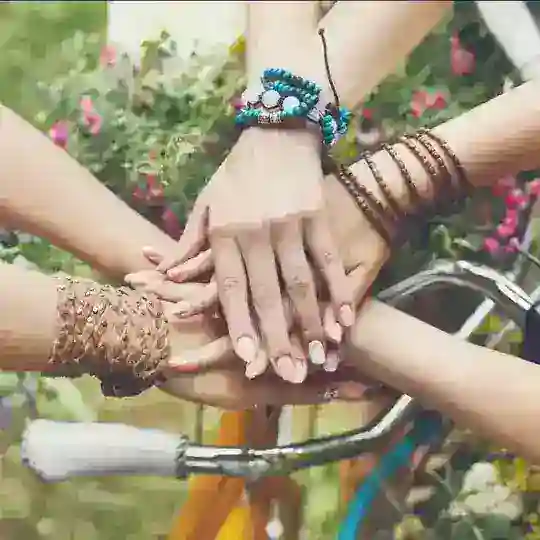 International Friends Chatting | English Club