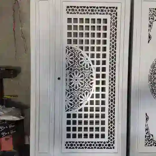 جوشکاری ،گاز کشی، و درب و پنجره سازی عزیزی