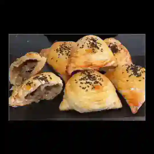 SOMSA HAMIR YARIM TAYYOR HALOL TAOMLAR