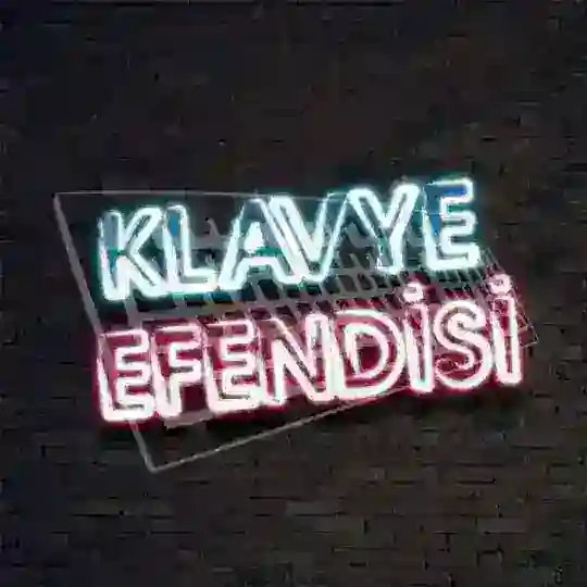 KLAVYE EFENDİSİ