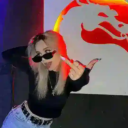 NEON BASS GROUP CHAT 🥷