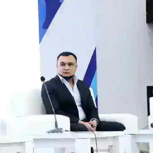 Eshniyozov Shohjaxonning shaxsiy guruhlari.