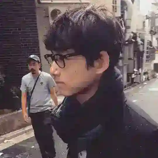 𝗢𝗺𝗴"𝗕𝘆b.