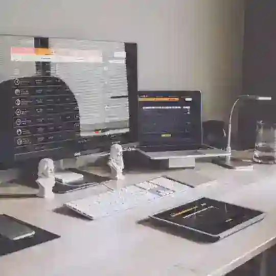 Investors Open Room