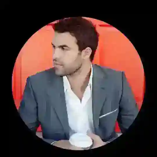 Andrew Kolvet Chat