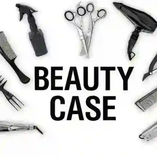 BEAUTY CASE